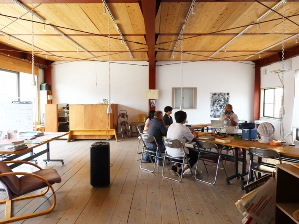 中を見せていただいたがタイル貼りでかわいい造りだった(筆者撮影)