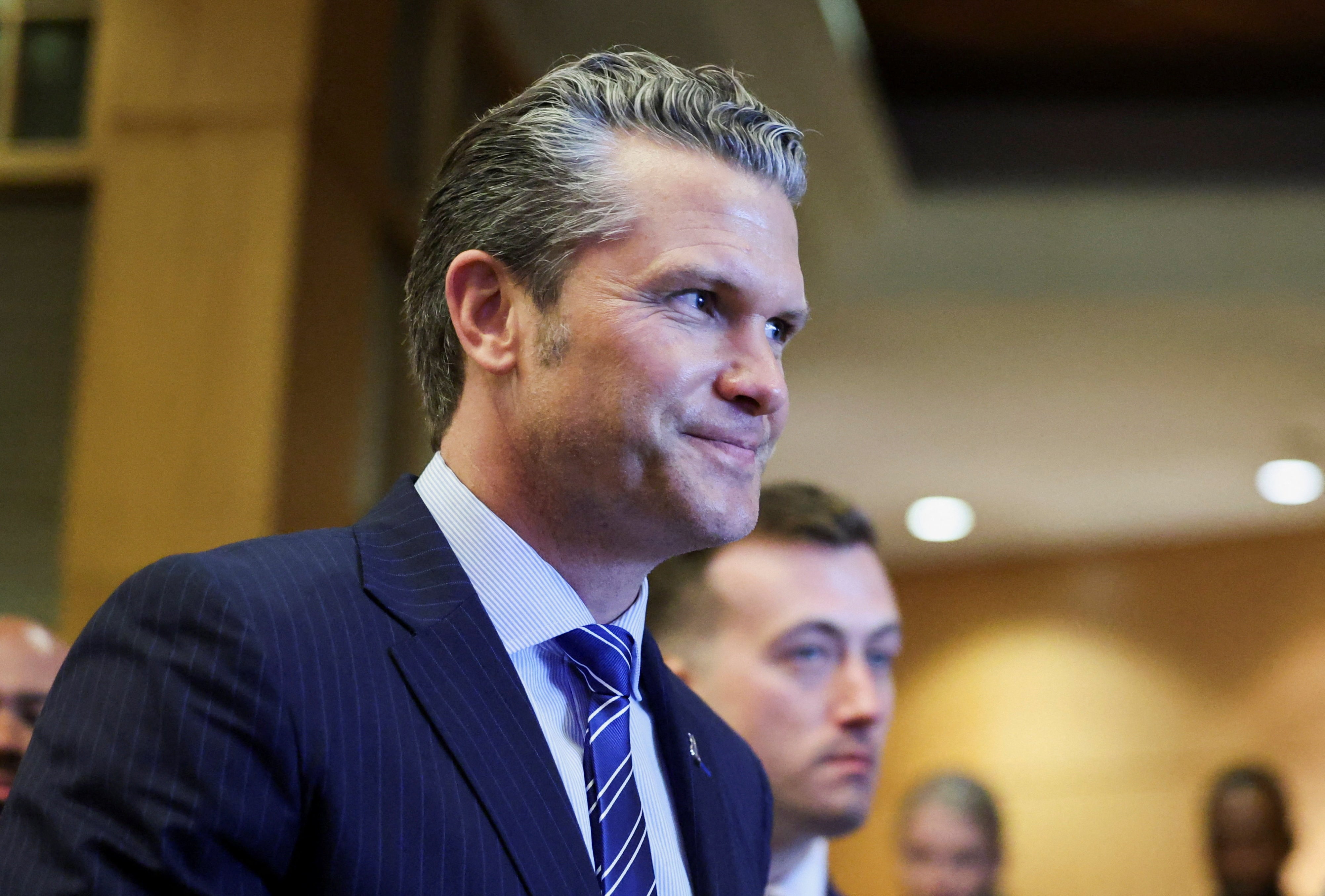 ヘグセス米長官、中国国防相と会談 インドとは協力枠組み署名