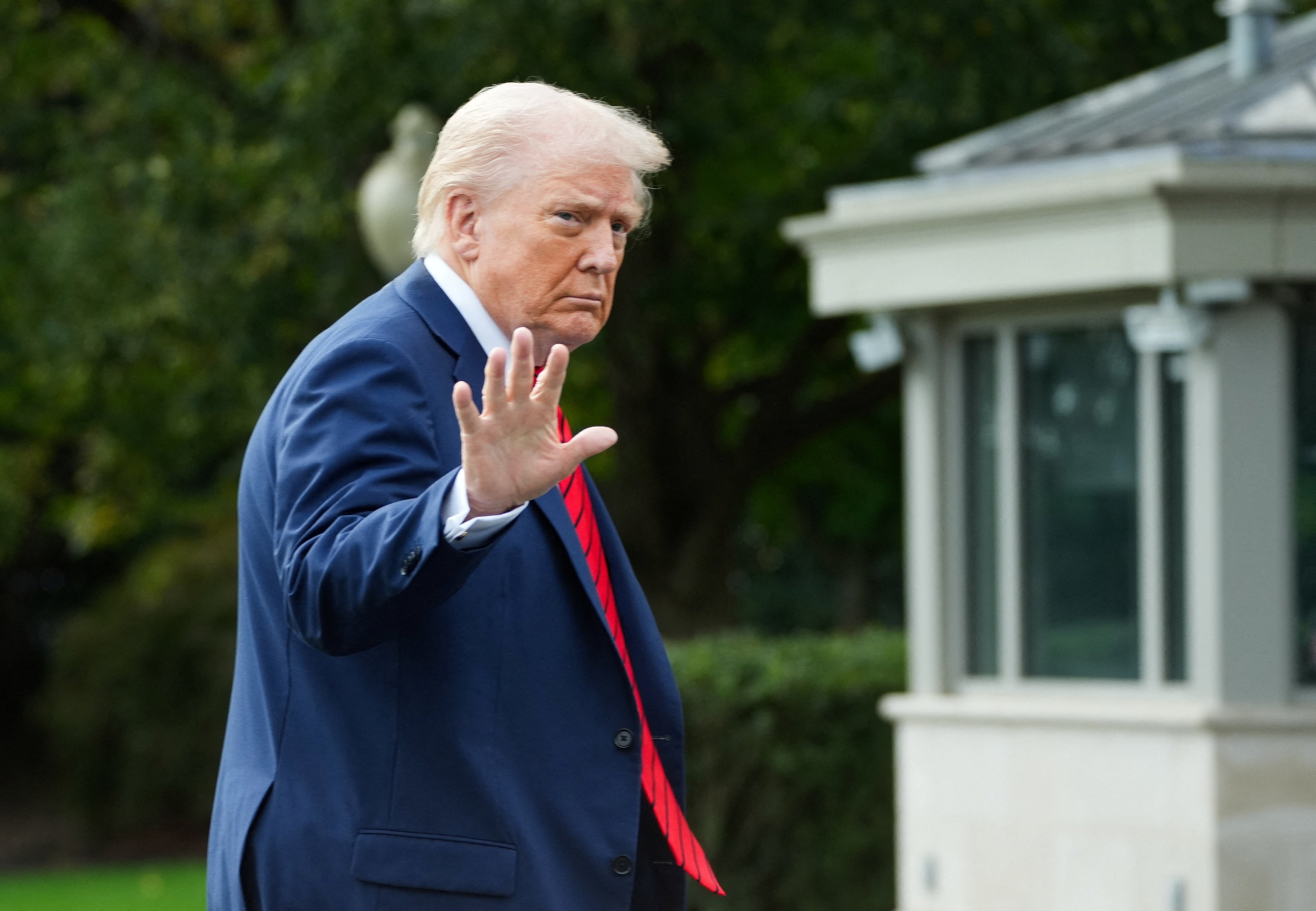プーチン氏とブダペストで会談へ、トランプ氏が電話会談後に発表