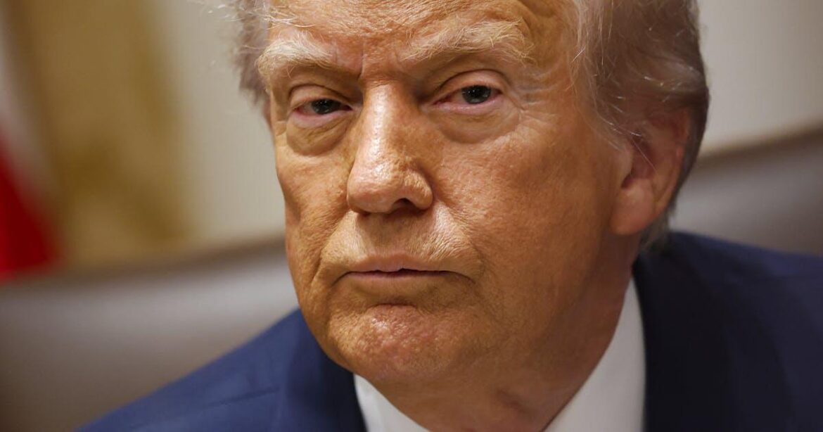 トランプ大統領の秘密警察が市民を射殺した。そして、とんでもない新情報が登場した。