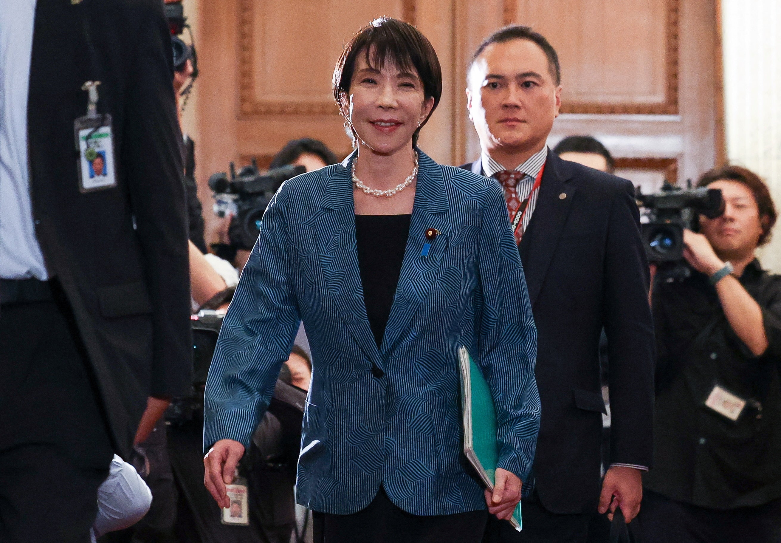 高市政権きょう発足へ、初の女性宰相 維新と連立