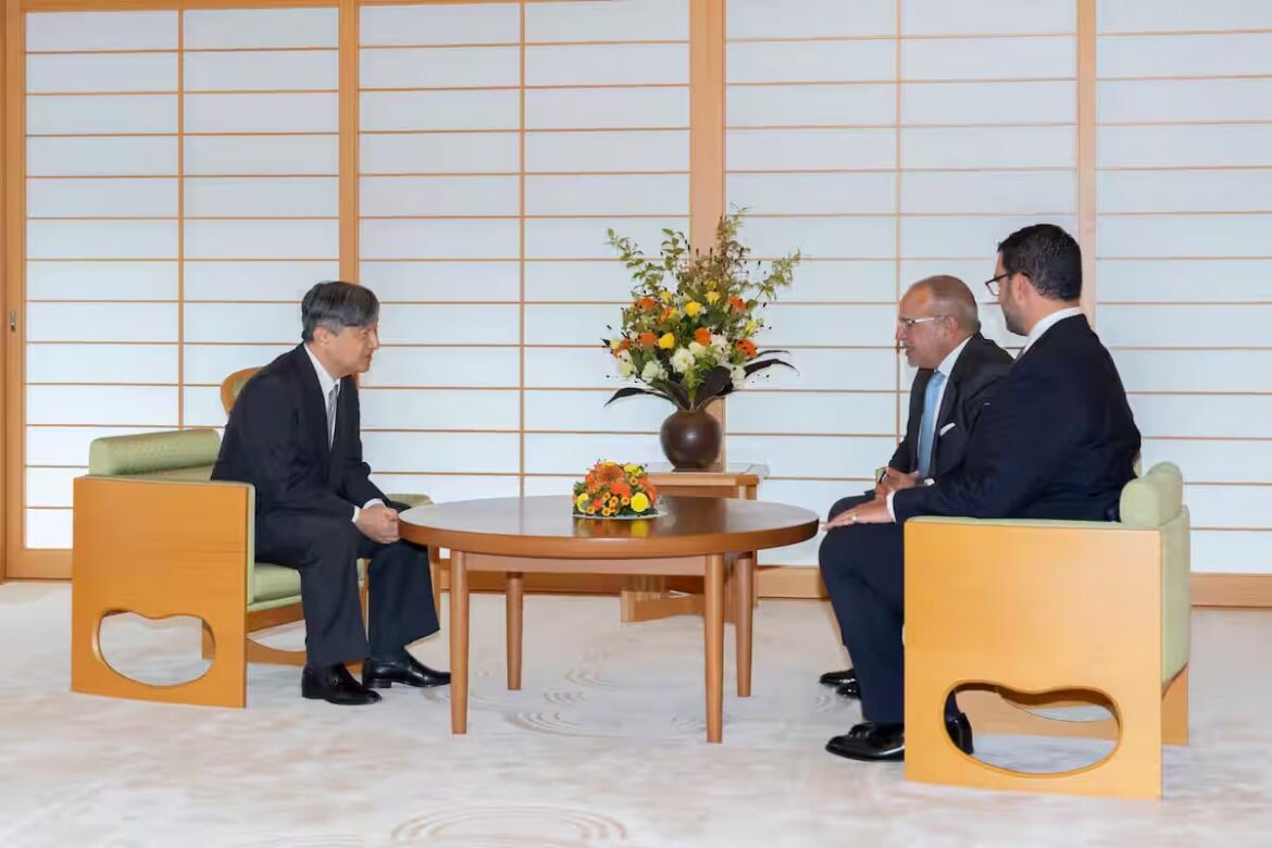 天皇、皇后両陛下、海外協力隊員らとご懇談 悠仁さま、万博パビリオンをご視察 | JAPAN Forward ZRIDAXAG3ZN35PGB73MYOMAGYU-min