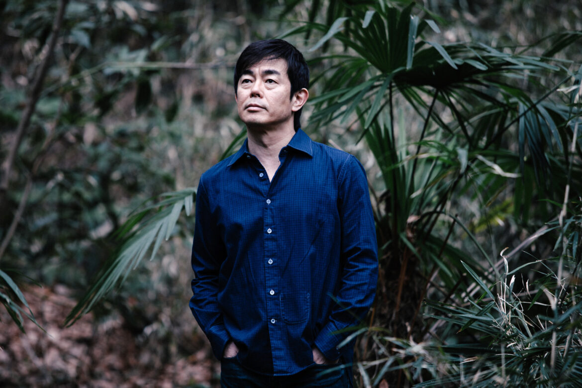 宮沢和史が語る『ブラジル音楽』の魅力とはーーBillboard Liveで『ブラジル音楽週間!』4日間オーガナイズ「日本とブラジルの交流も含め、みんなで作り上げる1週間に」 | SPICE – エンタメ特化型情報メディア スパイス 宮沢和史が語る『ブラジル音楽』の魅力とはーーBillboard Liveで『ブラジル音楽週間!』4日間オーガナイズ「日本とブラジルの交流も含め、みんなで作り上げる1週間に」 | SPICE - エンタメ特化型情報メディア スパイス