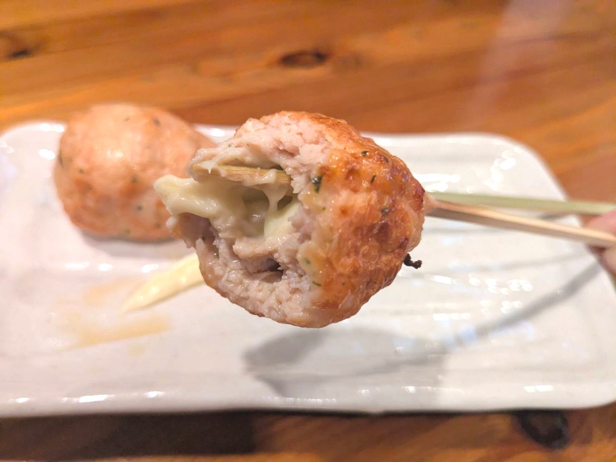 焼き鳥が大好きな店主がオープンした尼崎の『ひよこ家』6種類もある「つくね」が自慢 [画像]