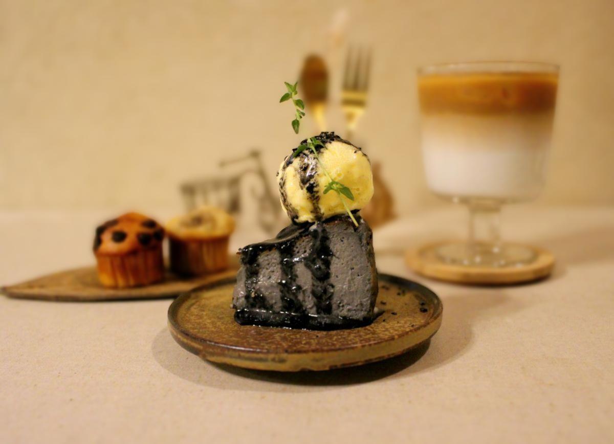 「ごまのバスクチーズケーキ」650円(税込)