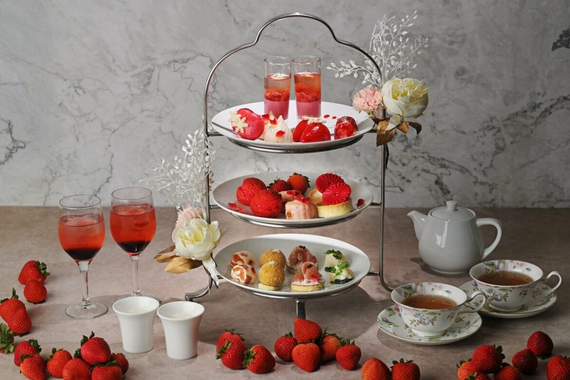 【びわ湖大津プリンスホテル】滋賀県初のオリジナルいちご「みおしずく」を使用した、ジュエリーのように輝くストロベリースイーツが登場、冬限定「Strawberry Afternoon Tea」 | めざましmedia