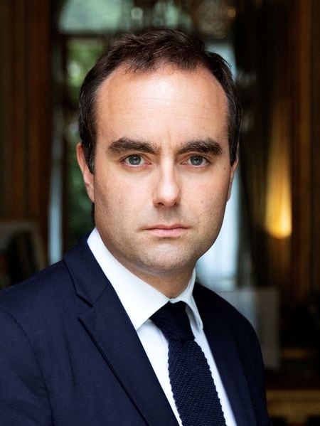 フランスのセバスティアン・ルコルニュ首相
