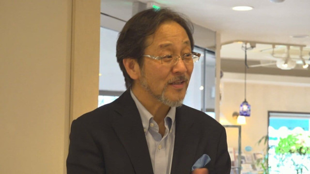 1mm幅に20本以上の線　銅版画家 尾﨑ユタカさんの作品展　建築物や富士山などおよそ30点が並ぶ　山梨