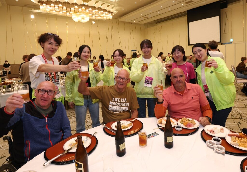 【大分国際車いすマラソン】「交歓の夕べ」選手や家族ら150人が交流 – 大分のニュースなら 大分合同新聞プレミアムオンライン Gate 【大分国際車いすマラソン】「交歓の夕べ」選手や家族ら150人が交流 - 大分のニュースなら 大分合同新聞プレミアムオンライン Gate