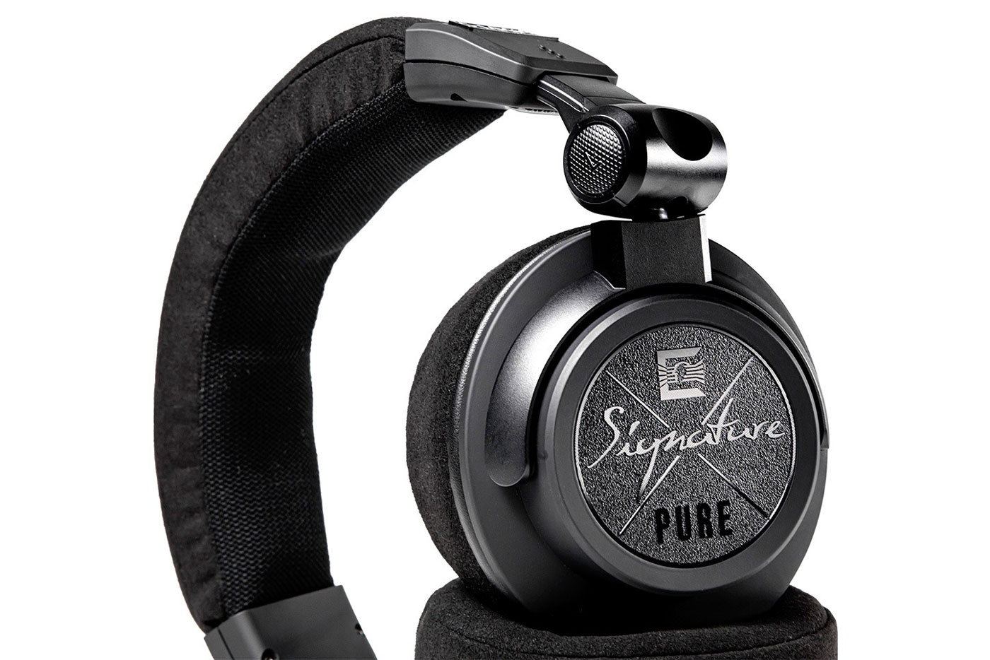 Signature PURE BLACK