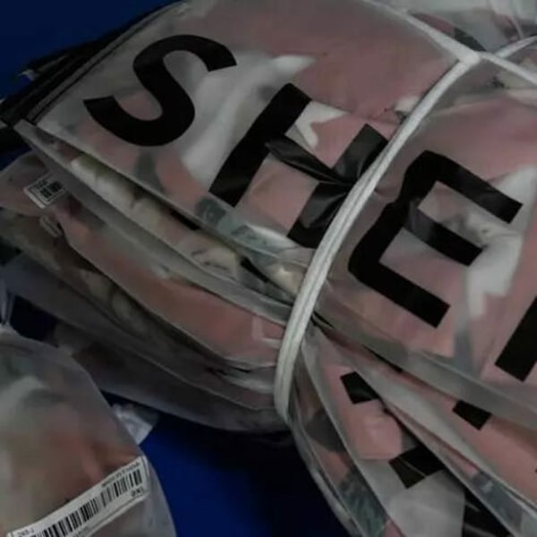 フランスを含む欧州の複数国が、ブリュッセルに対し、Shein(シーイン)などへの対応を「強化」するよう要請 – FashionNetwork 日本 フランスを含む欧州の複数国が、ブリュッセルに対し、Shein(シーイン)などへの対応を「強化」するよう要請 - FashionNetwork 日本
