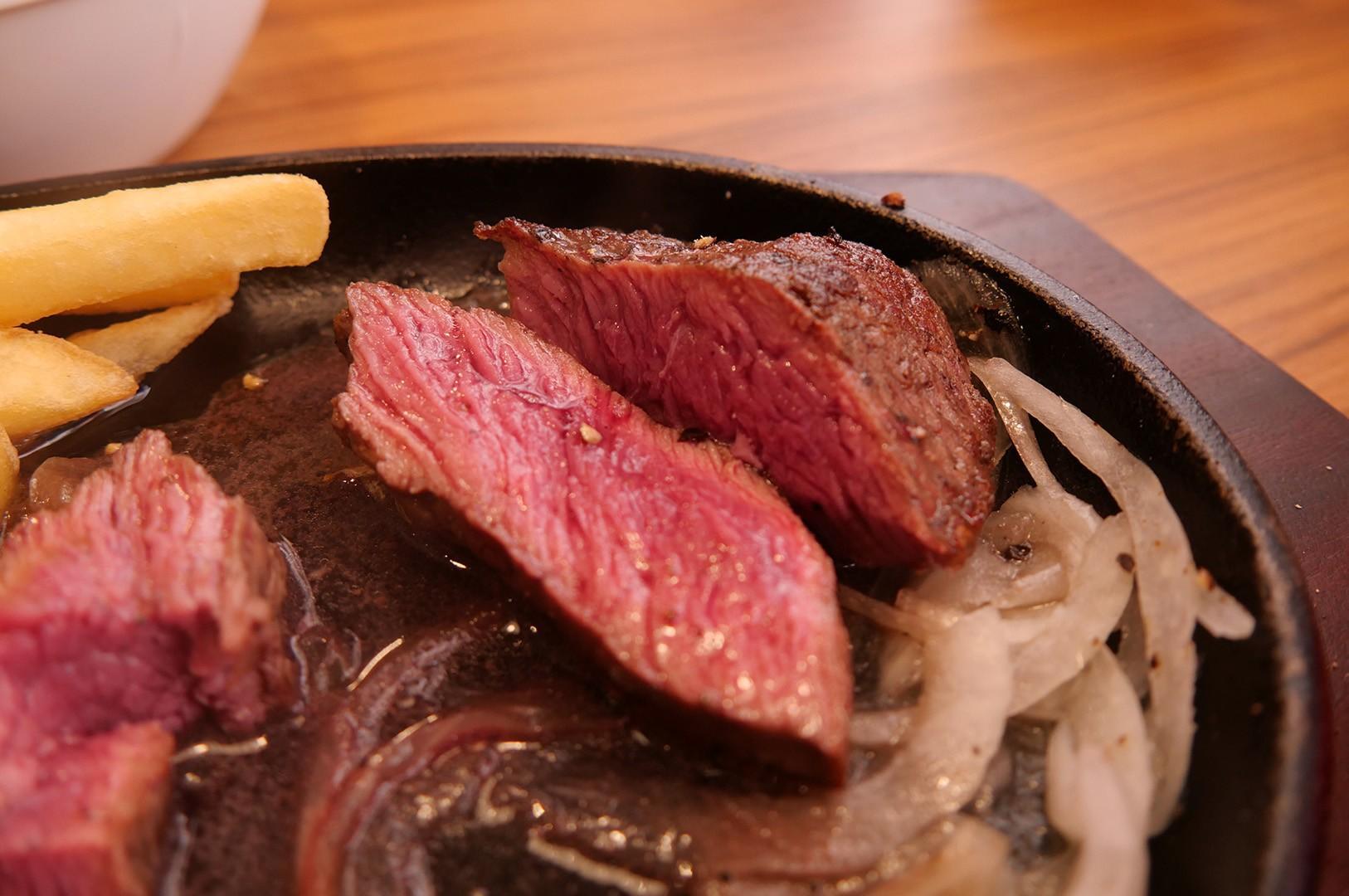 ステーキハウス ブロンコビリー小仙波店：炭火焼がんこハンバーグ150ｇ＆炭火焼やわらかランプステーキ160ｇ