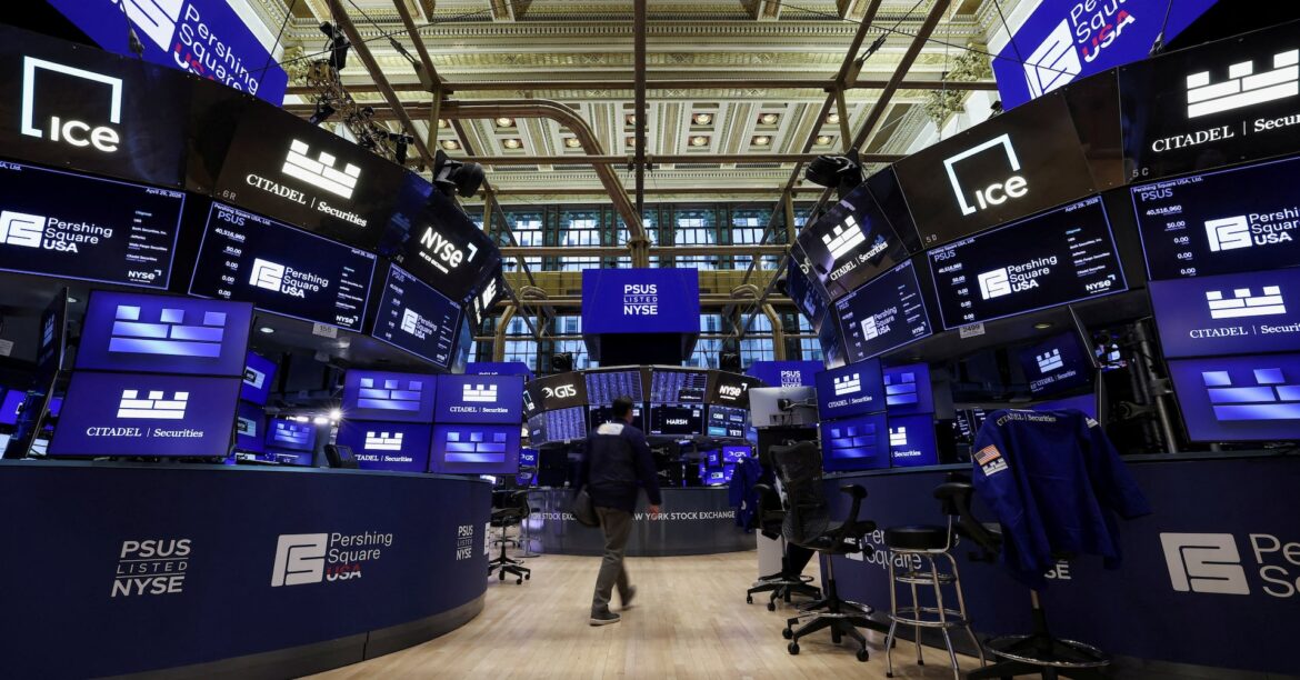 米国株式市場=反発、3指数1%超高 エヌビディア決算にらみ半導体が上昇 | ロイター 米国株式市場=反発、3指数1%超高 エヌビディア決算にらみ半導体が上昇 | ロイター