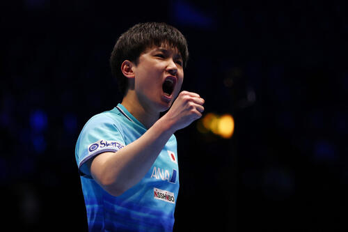 【卓球】日本男子の準決勝相手は台湾…パリ銀スウェーデン撃破の難敵 勝てば10年ぶり決勝進出 – 卓球 : 日刊スポーツ ドイツを破った張本智和はガッツポーズを見せた(ロイター)