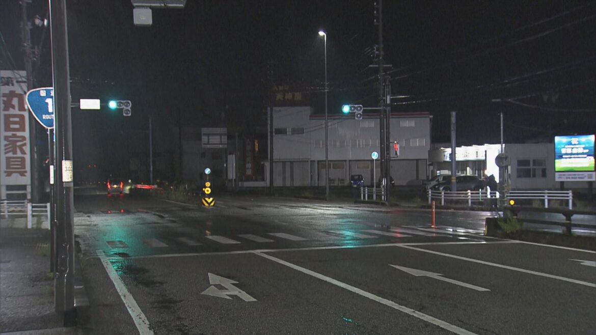 自転車の15歳男子高校生が車にはねられ死亡 信号交差点の道路を横断中に… 愛知・豊川市（CBCテレビ） - Yahoo!ニュース
