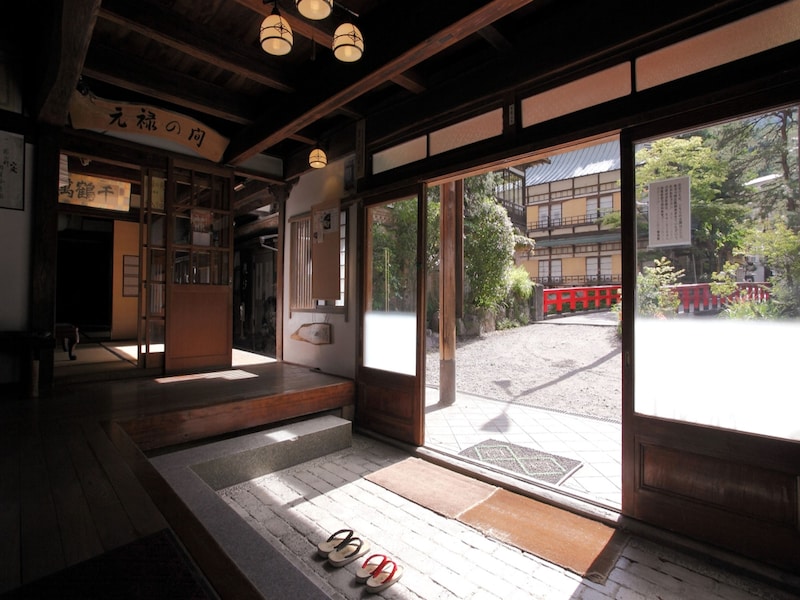 四万温泉 積善館本館