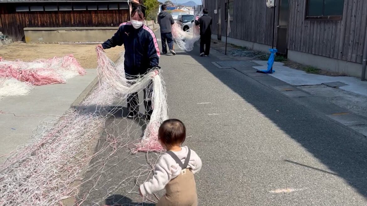 はまゆう姉妹で実家の仕事を手伝う