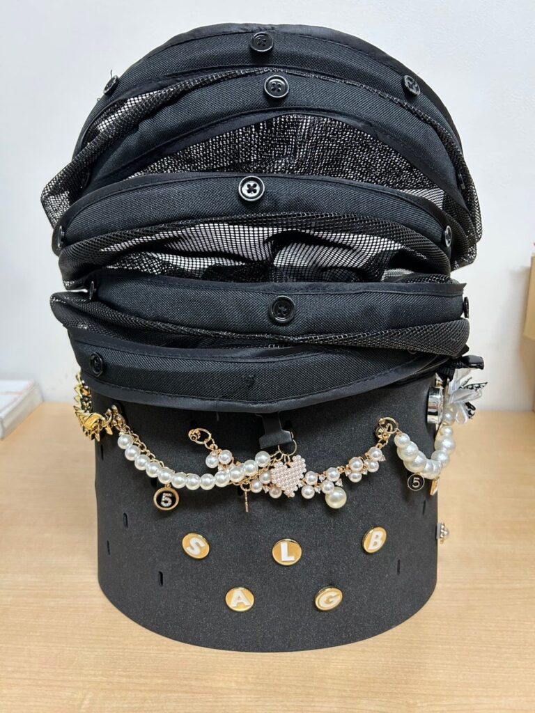 愛犬との日常をよりおしゃれに、快適に彩る新提案!「DECODECO」ペットカートカバーが新登場 | OMOIDAYS株式会社のプレスリリース 愛犬との日常をよりおしゃれに、快適に彩る新提案!「DECODECO」ペットカートカバーが新登場 | OMOIDAYS株式会社のプレスリリース