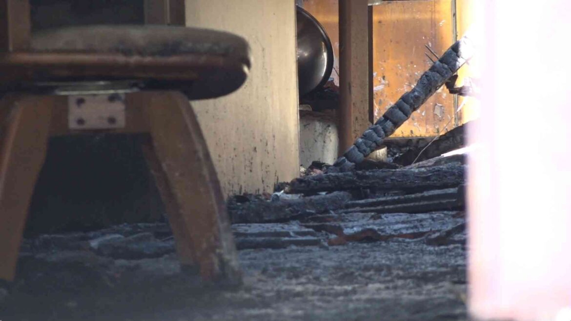 焼け跡から犬1匹と猫16匹の死骸　小豆島で住宅火災　けが人はなし　香川・小豆島町 | KSBニュース | KSB瀬戸内海放送