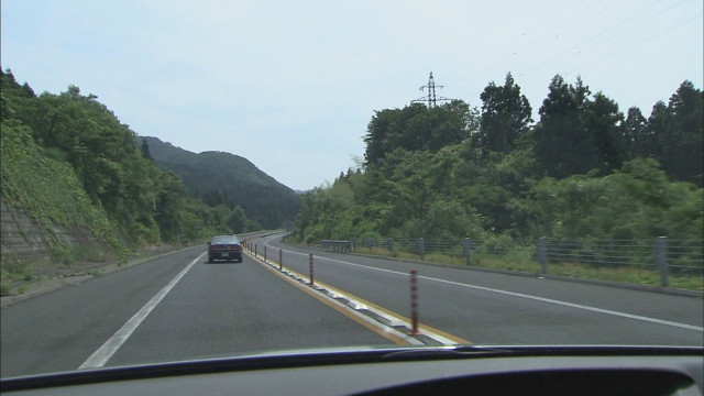 高速道路を走行中  犬用のリードで首を絞め…殺人未遂の疑いで58歳の女を逮捕【新潟】