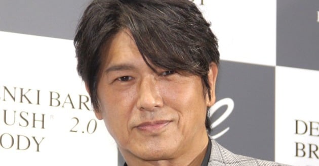 高橋克典、“新しい家族”を紹介「きゃぁ~可愛い」「賑やかな高橋家になりそうですね」「成長とても楽しみ」「ニャンとも可愛い姉弟」 夏に続き2匹目の猫が仲間入り – オリコンニュース 高橋克典、“新たな家族”愛猫がみせた行動に「う、嬉しい」 ほっこり写真に反響「パパの匂い安心できたんだね!」「カワユイ」「すごい!やりましたね」 - オリコンニュース