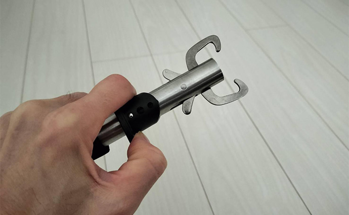 ダイソー「フィッシュグリップ」は1軍入り確定！　ペットボトルで性能を検証