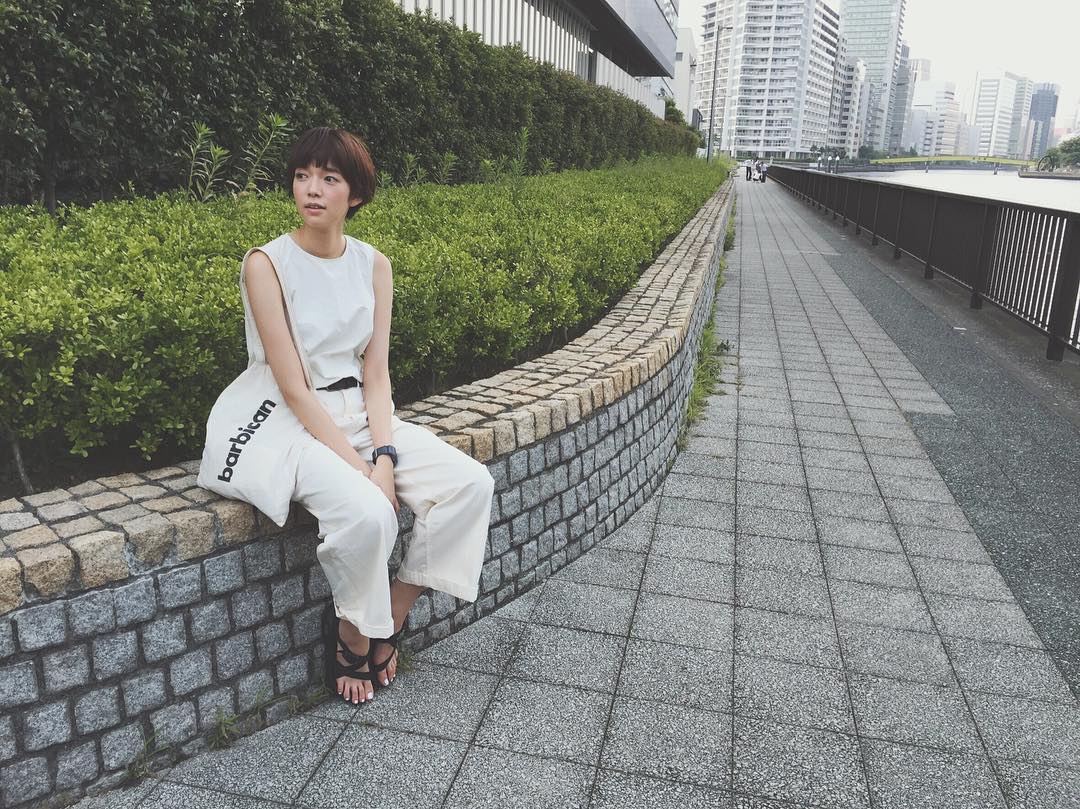 佐藤栞里 夏の雪だるま 私服でも載せてみよう 今日は暑いから 太陽をたくさん吸収した服に肌が触れてもあちってならないノンストレスコーデがいいなぁと考えた結果 全身白 Wacoca Japan People Life Style 佐藤栞里 夏の雪だるま 私服でも載せてみよう 今日は暑いから 太陽をたくさん吸収した服に肌が触れてもあちってならないノンストレスコーデがいいなぁと考えた結果 全身白 Wacoca Japan People Life Style