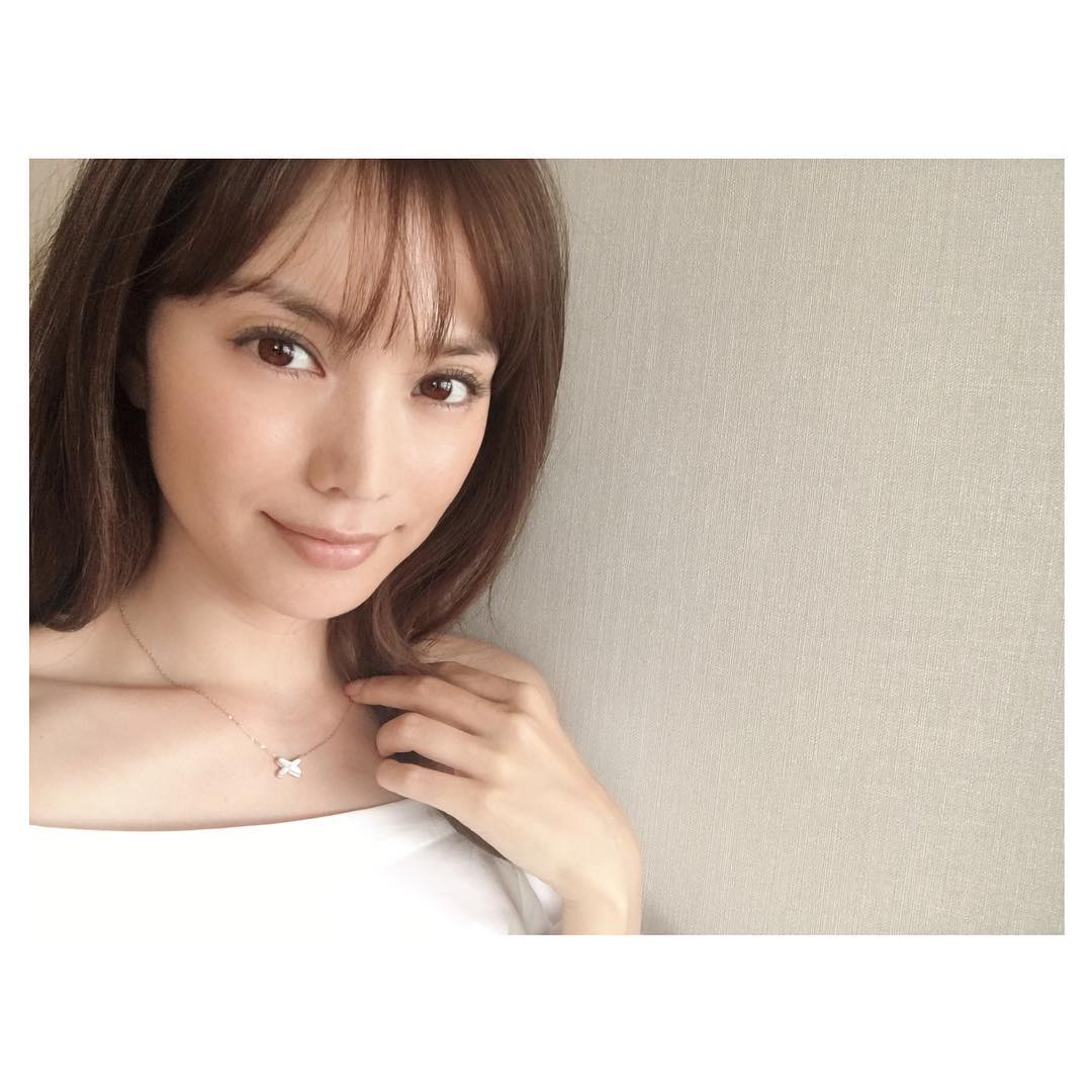 蛯原友里 ショーメ Chaumet リアン ドゥ ショーメ ジュエリー ｊｅｗｅｌｌery ジュ ドゥ リアン Wacoca Japan People Life Style
