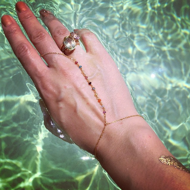 佐田真由美 Enasoluna 夏の日差しにぴったりなjewelry Wacoca Japan People Life Style 佐田真由美 Enasoluna 夏の日差しにぴったりなjewelry Wacoca Japan People Life Style