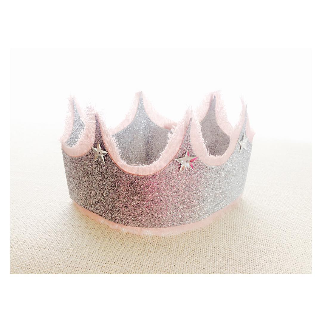 蛯原友里 赤ちゃん用の王冠 可愛いくって買っちゃった Crown Wacoca 蛯原友里 赤ちゃん用の王冠 可愛いくって買っちゃった Crown Wacoca