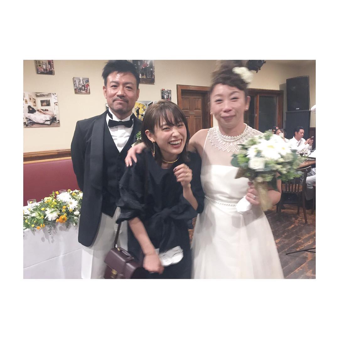 高橋愛 大好きななっちゃんの 結婚パーティ いつもカッコいいなっちゃんは めちゃめちゃキレイで可愛くって愛おしくって本当に素敵でした でも なっちゃんが仕切ってて面白か Wacoca Japan People Life Style 高橋愛 大好きななっちゃんの 結婚パーティ いつもカッコいいなっちゃんは めちゃめちゃキレイで可愛くって愛おしくって本当に素敵でした でも なっちゃんが仕切ってて面白か Wacoca Japan People Life Style
