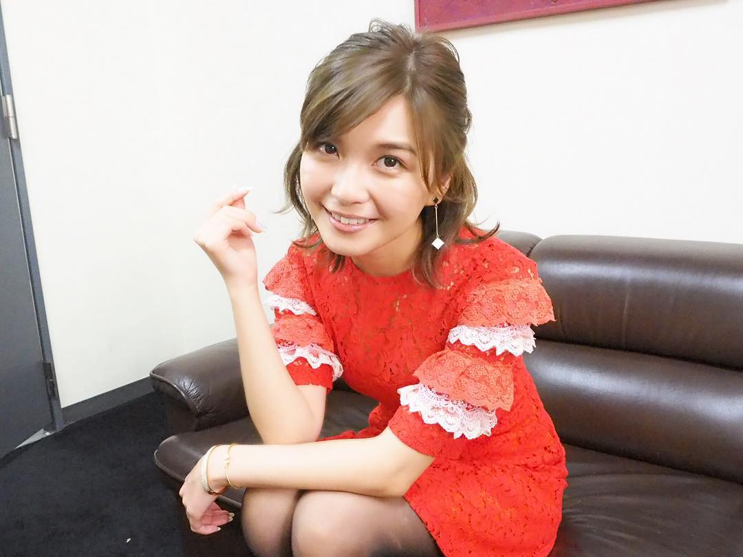 宇野実彩子 Fashion Onepiece Ainea Ainea Official Iza Official Pierce Bracelet Aga Wacoca Japan People Life Style 宇野実彩子 Fashion Onepiece Ainea Ainea Official Iza Official Pierce Bracelet Aga Wacoca Japan People Life Style