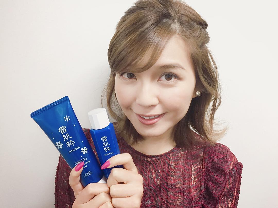 宇野実彩子 新しくなった雪肌粋の化粧水 乳液で 冬こそお肌ケア 雪肌粋 せっきすい Pr Skincare Wacoca Japan People Life Style