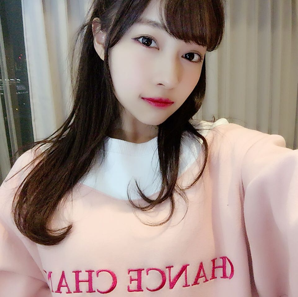 村瀬紗英 Dailylook この種類のトレーナー大きめで可愛い 全色ほしい 村瀬紗英 Dailylook この種類のトレーナー大きめで可愛い 全色ほしい