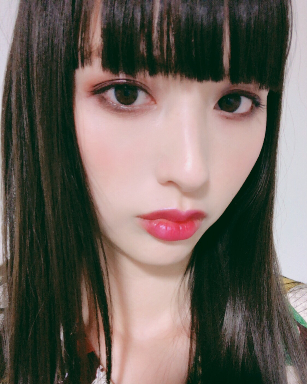 鈴木えみ ショー会場だったギャラリーが同日の夜に一夜限りのレストランに変身し スペシャルなディナーに参加させてもらいました アイメイクは少し強くして リップは日中と同じく Wacoca Japan People Life Style 鈴木えみ ショー会場だったギャラリーが同日の夜に一夜限りのレストランに変身し スペシャルなディナーに参加させてもらいました アイメイクは少し強くして リップは日中と同じく Wacoca Japan People Life Style