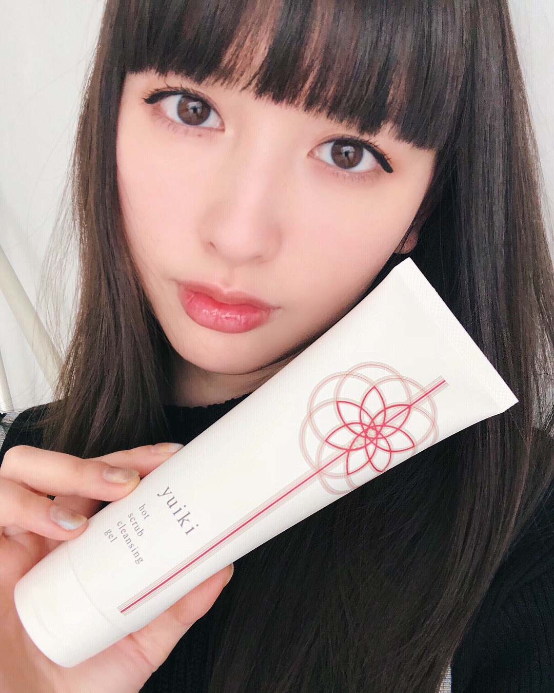 鈴木えみ イメージキャラクターを務めさせていただいてます Yuiki ホットスクラブクレンジングジェル のお話 私はスキンケアにおいて 丁寧に しっかり落とすことをとて Wacoca Japan People Life Style 鈴木えみ イメージキャラクターを務めさせていただいてます Yuiki ホットスクラブクレンジングジェル のお話 私はスキンケアにおいて 丁寧に しっかり落とすことをとて Wacoca Japan People Life Style