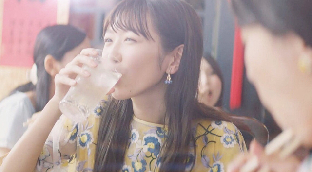 岡本夏美 そして 公式twitterの方で 先にお知らせさせて頂きましたが Choyaさんの 酔わないウメッシュ 4代目新キャラクターを 務めさせていただくこ Wacoca Japan People Life Style