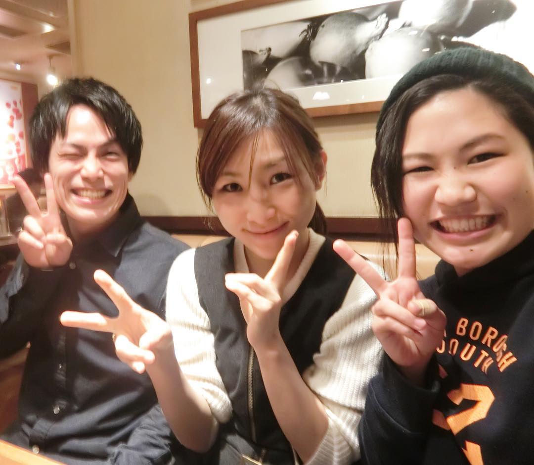 伊藤春香 はあちゅう れいかちゃん Reika Oo とほくぴー Hokuto Vine さんカップルに挟まれた Wacoca Japan People Life Style