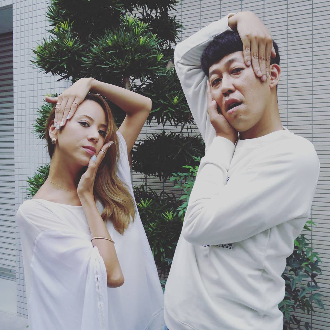 小籔千豊 モデ友っミティバタと撮影だったょ久しぶりっっ昔はよく二人でガレット作ったよね一度カズニョロ んちで四畳半くらいのガレット作ってるとき内側に折り畳むのにカズニョロ内 Wacoca Japan People Life Style 小籔千豊 モデ友っミティバタと撮影だったょ久しぶりっっ昔はよく二人でガレット作ったよね一度カズニョロ んちで四畳半くらいのガレット作ってるとき内側に折り畳むのにカズニョロ内 Wacoca Japan People Life Style