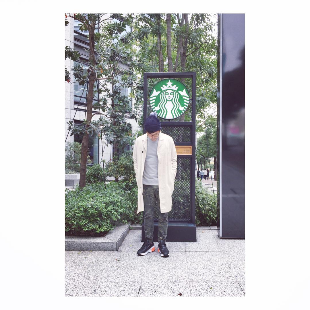 高橋愛 あべこうじ こないだのあべこうじ 私服 あべこーで Starbucks Wacoca Japan People Life Style