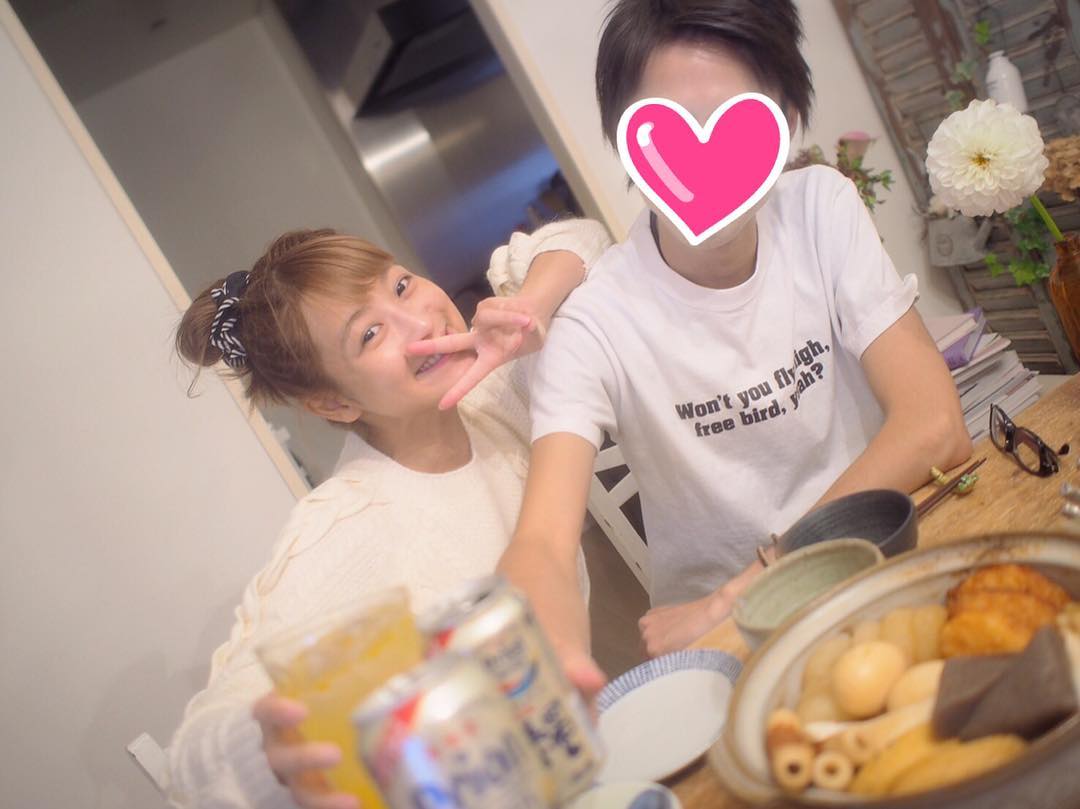 鈴木奈々 今日は結婚記念日です O 結婚して３年がたちましたo O 私は旦那さんにすごく支えられてます ずっと変わらず優しい 旦那さんが大好きです Wacoca Japan People Life Style