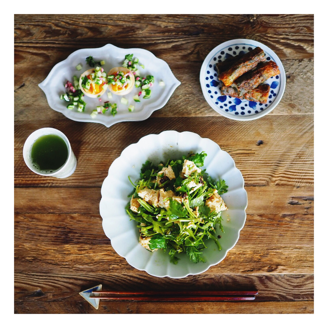 高山都 野菜摂取と残り物消費のおうちごはん 中途半端に余ってた春菊と三つ葉 昨日のゴーヤチャンプルで使った水切りした木綿豆腐の半分を手で崩して 台湾 のお土産の辛い調味 Wacoca Japan People Life Style 高山都 野菜摂取と残り物消費のおうちごはん 中途半端に余ってた春菊と三つ葉 昨日のゴーヤチャンプルで使った水切りした木綿豆腐の半分を手で崩して 台湾 のお土産の辛い調味 Wacoca Japan People Life Style