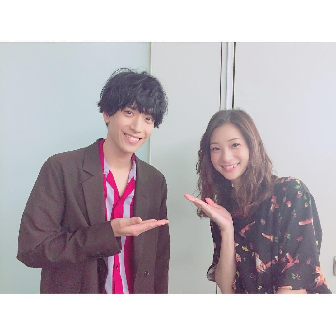 足立梨花 昨日はお久しぶりのこの方と一緒でしたよ 席は近くなかったですが笑 生放送お疲れ様 黒羽麻璃央 テレ朝 おらが県ランキング 宮城県代表 三 Wacoca Japan People Life Style 足立梨花 昨日はお久しぶりのこの方と一緒でしたよ 席は近くなかったですが笑 生放送お疲れ様 黒羽麻璃央 テレ朝 おらが県ランキング 宮城県代表 三 Wacoca Japan People Life Style