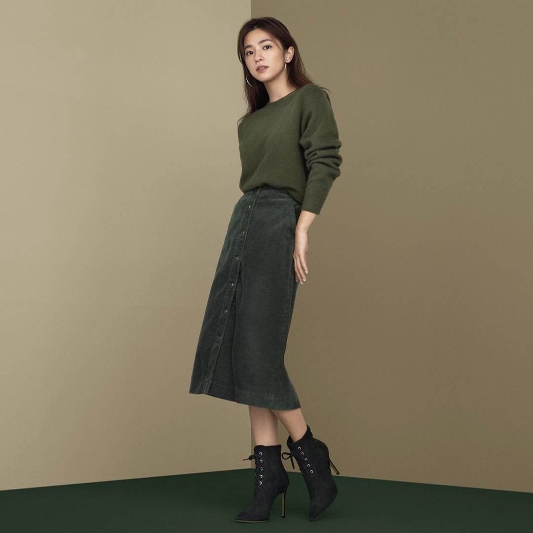 中村アン: UNIQLOLife wear 定番のカシミアセーター・タートルネック 中村アン: UNIQLOLife wear 定番のカシミアセーター・タートルネック