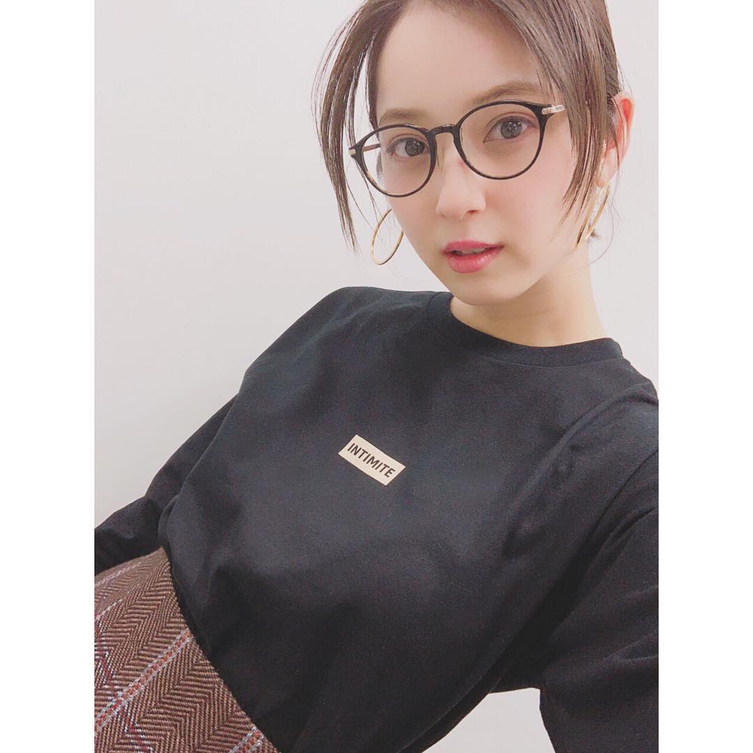 佐々木希: アンティミテの 新作ロゴ入りトップス 三色展開です。 ㅤㅤ 佐々木希: アンティミテの 新作ロゴ入りトップス 三色展開です。 ㅤㅤ