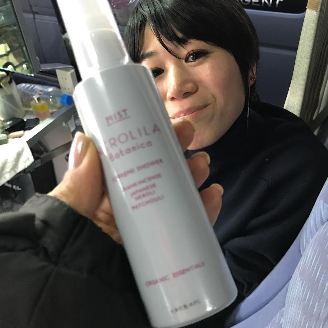 滝沢眞規子 大好きなメイクの早坂さん人柄もメイクも大好きすぎる 早坂さんプロデュースのナチュラルな化粧品いただきました 顔 も体も全身使える 最強 ネロリラボタニカ Nero Wacoca Japan People Life Style 滝沢眞規子 大好きなメイクの早坂さん人柄もメイクも大好きすぎる 早坂さんプロデュースのナチュラルな化粧品いただきました 顔 も体も全身使える 最強 ネロリラボタニカ Nero Wacoca Japan People Life Style