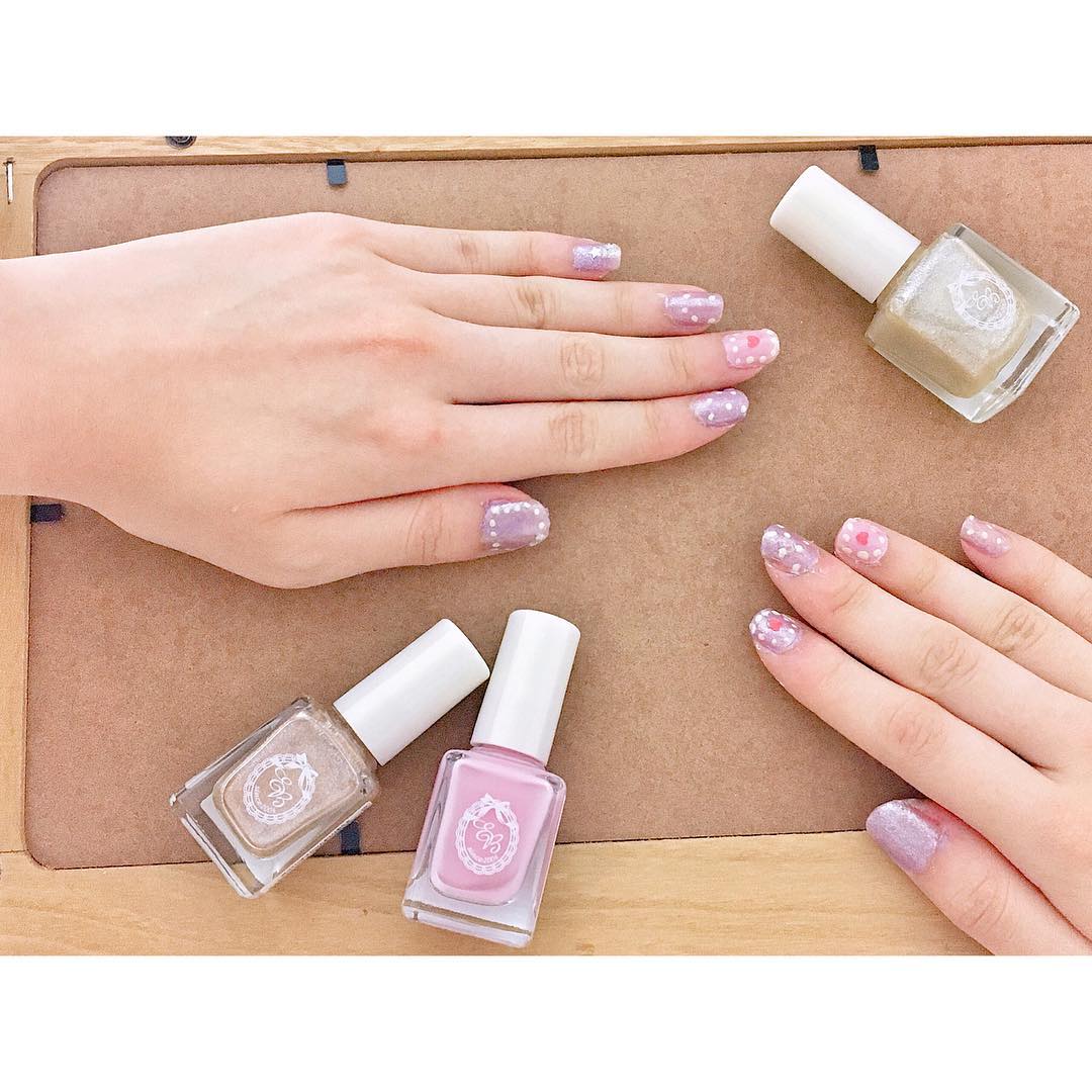 馬嘉伶 今日自分でやってみた 新しいネイル 今天自己塗了美甲 Nail ネイル 紫 ピンク ネイルデザイ Wacoca Japan People Life Style 馬嘉伶 今日自分でやってみた 新しいネイル 今天自己塗了美甲 Nail ネイル 紫 ピンク ネイルデザイ Wacoca Japan People Life Style