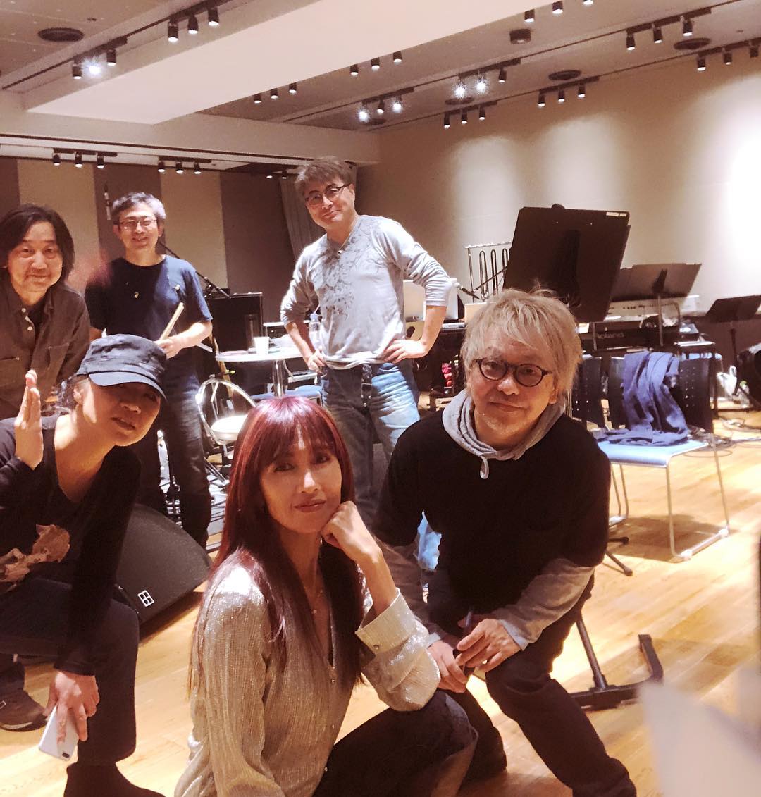 工藤静香 DS今月からなんて〜 わしゃわしゃしてまふ。 工藤静香ディナーショー... WACOCA JAPAN People, Life, Style 工藤静香 DS今月からなんて〜 わしゃわしゃしてまふ。 工藤静香ディナーショー... WACOCA JAPAN People, Life, Style