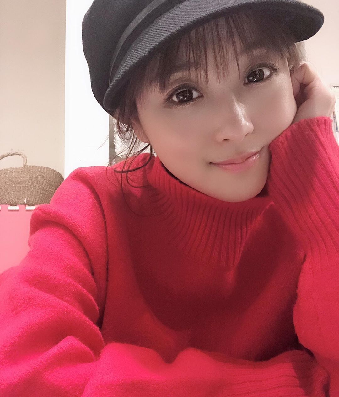 鈴木奈々 今日は仕事終わりに 旦那さんの家族と焼肉を食べに 行きました たらふく食べました 今は お家でまったり中です 旦那さんの家族と焼肉 Wacoca Japan People Life Style