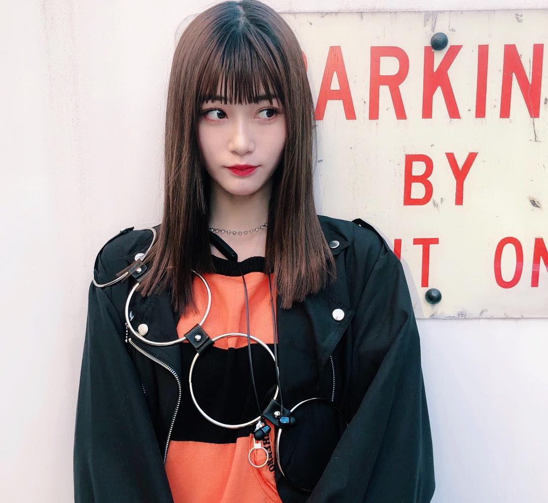 生見愛瑠 前髪も後ろ髪も ぶっつん 切りっぱなしがギブン Wacoca Japan People Life Style 生見愛瑠 前髪も後ろ髪も ぶっつん 切りっぱなしがギブン Wacoca Japan People Life Style